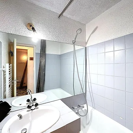 Apartment Skis Aux Pieds, Vue Vallee - 5 Pers. *