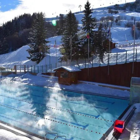 Apartment Skis Aux Pieds, Vue Vallee - 5 Pers. *